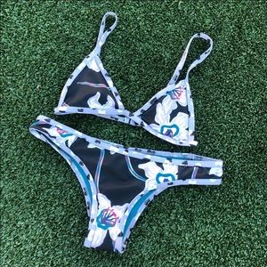 Tavik bikini!!